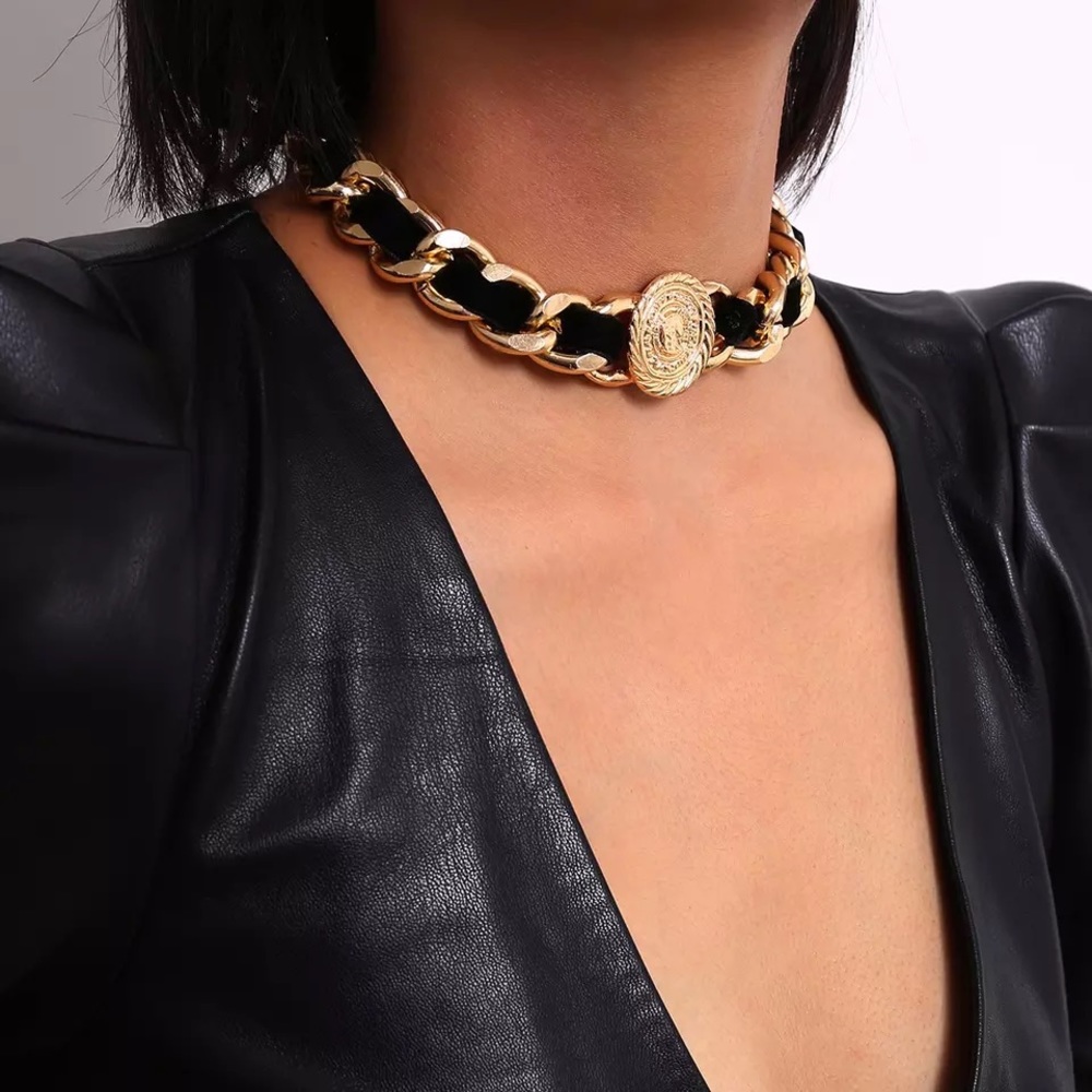 Black chain choker necklace Women jewelry brand new